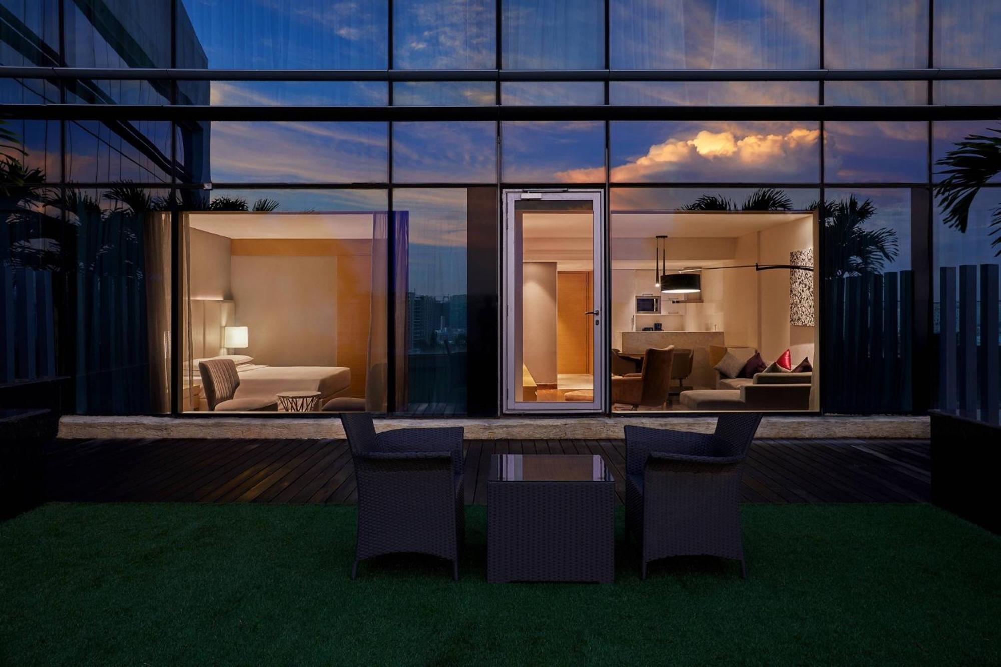 Marriott Executive Apartments Haydarabad Dış mekan fotoğraf