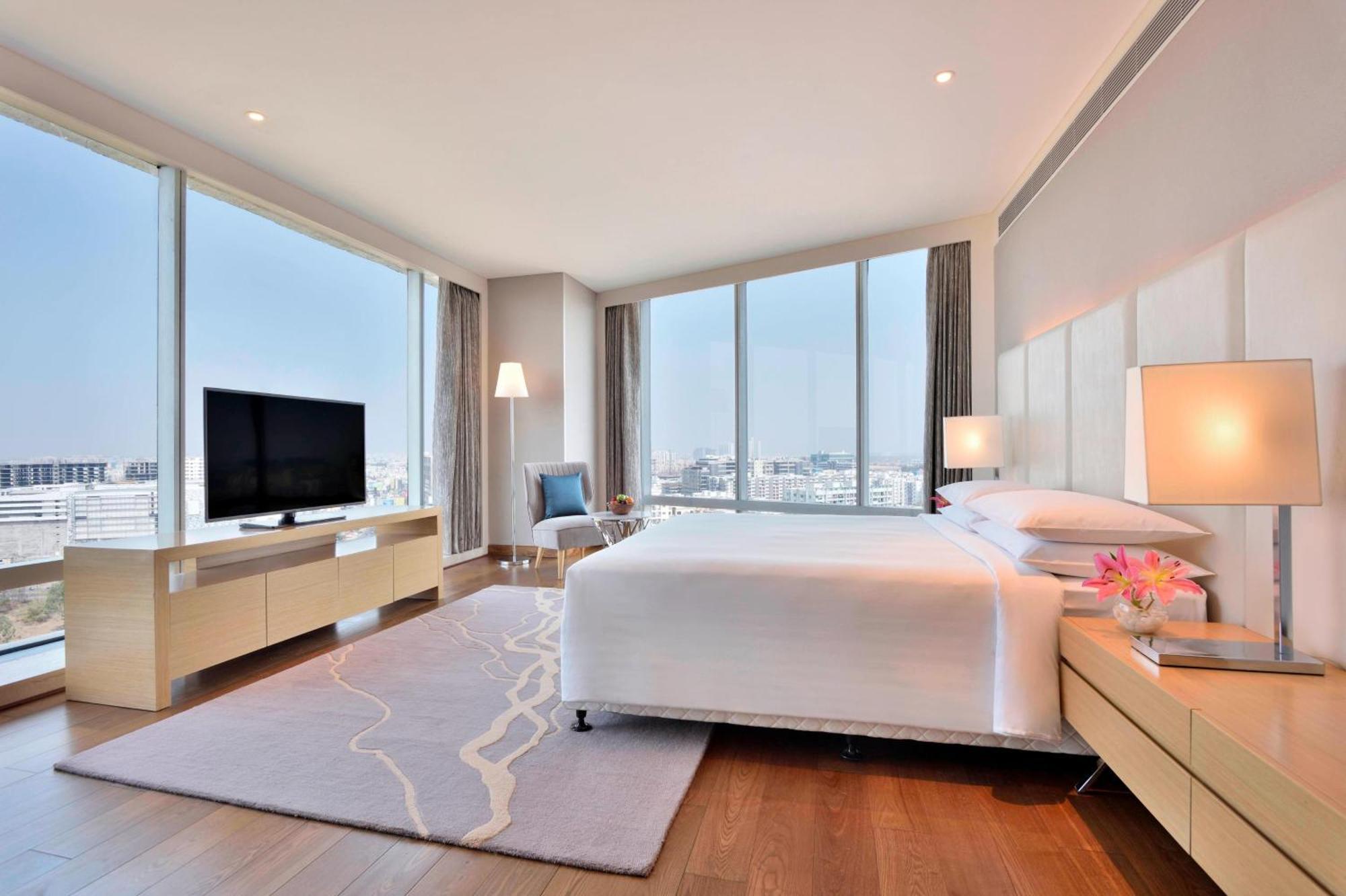 Marriott Executive Apartments Haydarabad Dış mekan fotoğraf